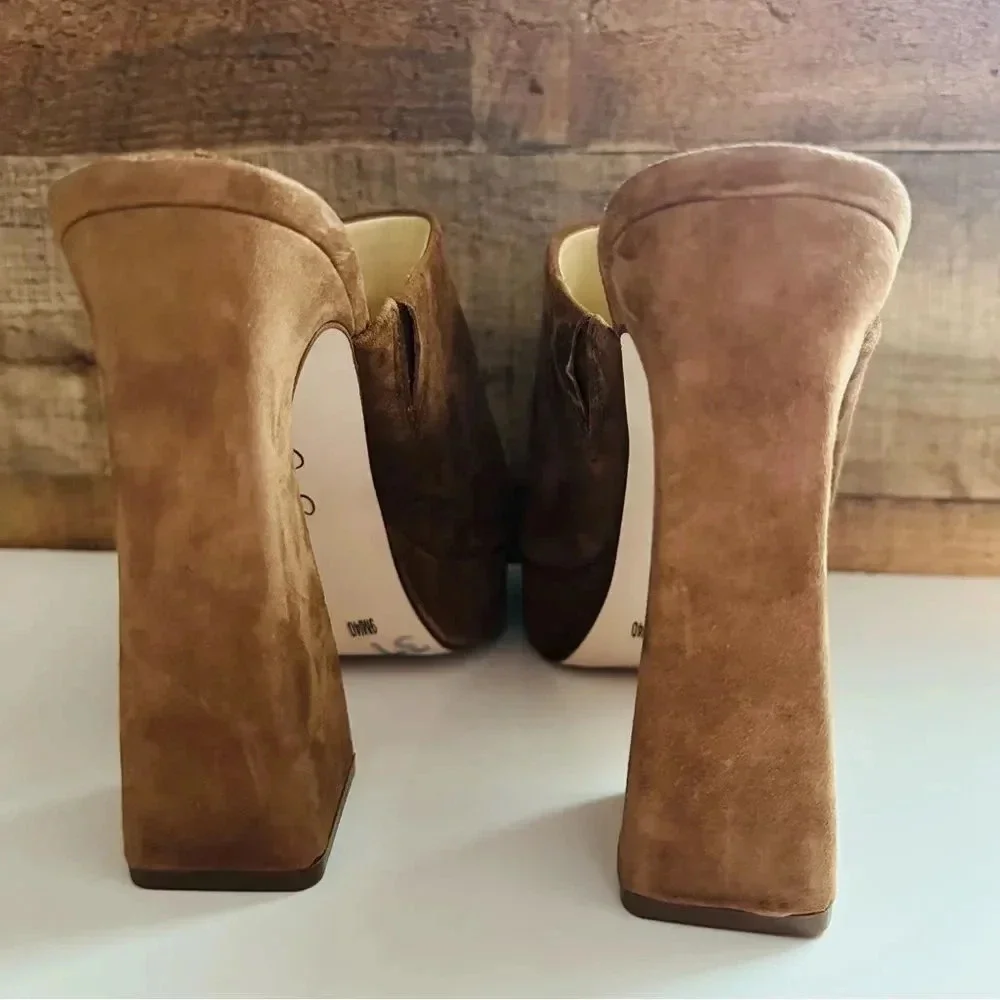 NWOT Jessica Simpson Denima Leather Platform Mule Tobacco